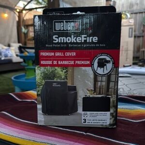 Weber SmokeFire Premium Grill Cover